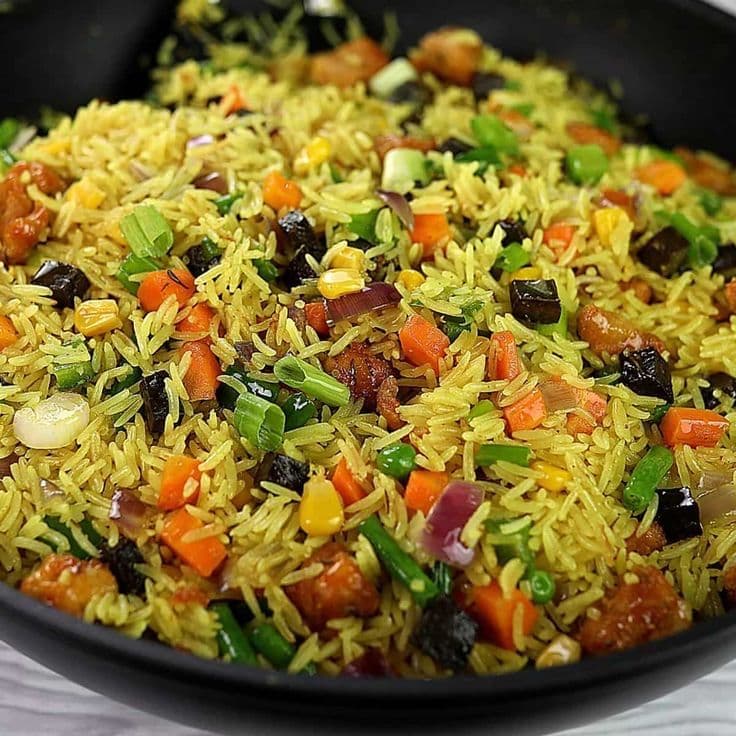 Stir-Fried Rice, Beans & Steamed Veggies
