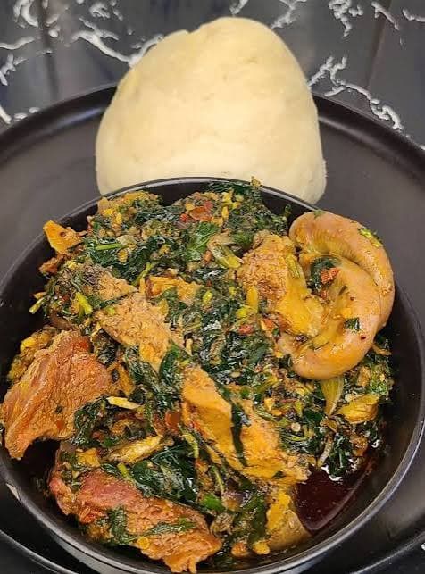 Wheat Swallow & Vegetable Soup